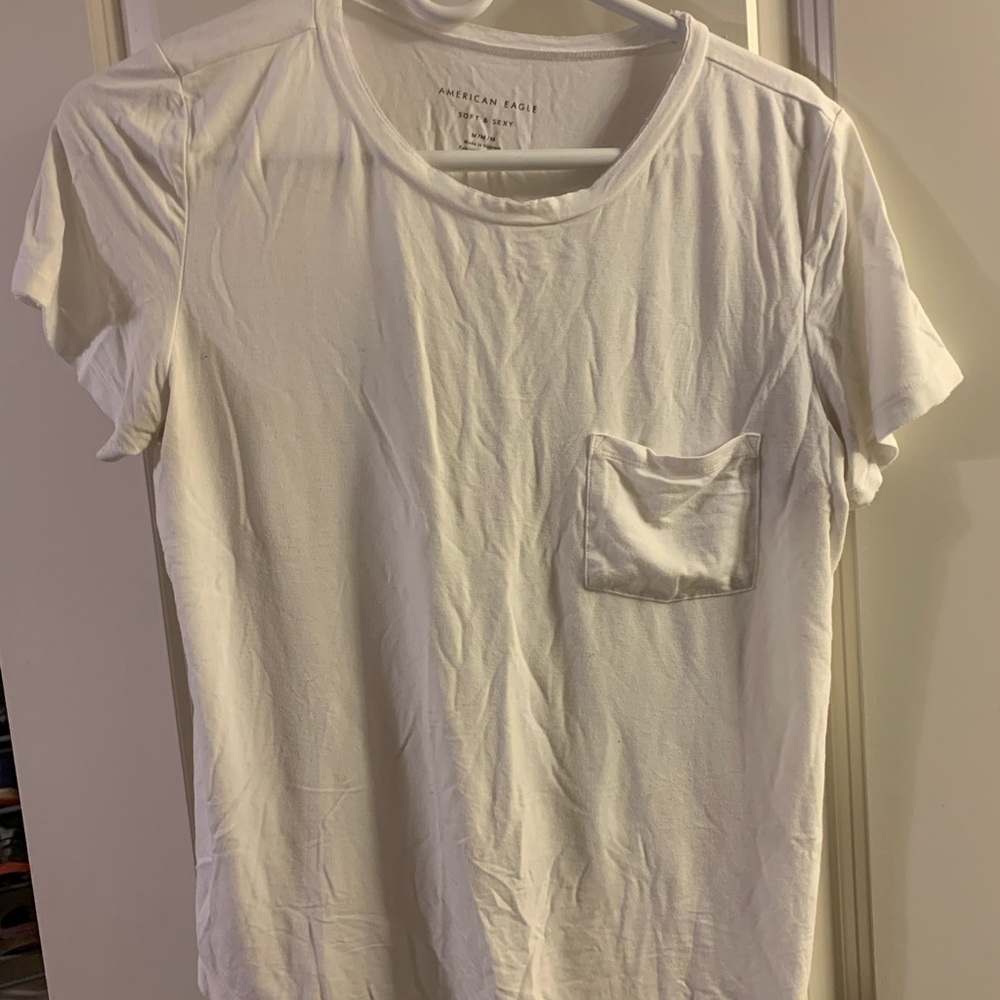 American Eagle - Soft and Sexy White T shirt